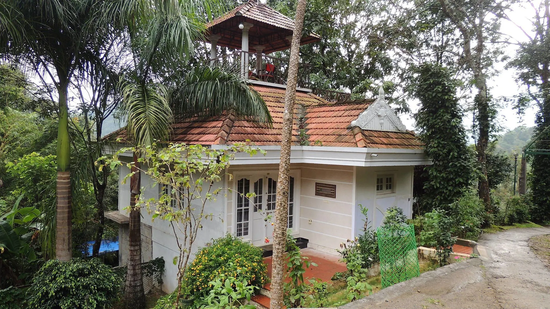 Birds Valley Resort Munnar 3*,