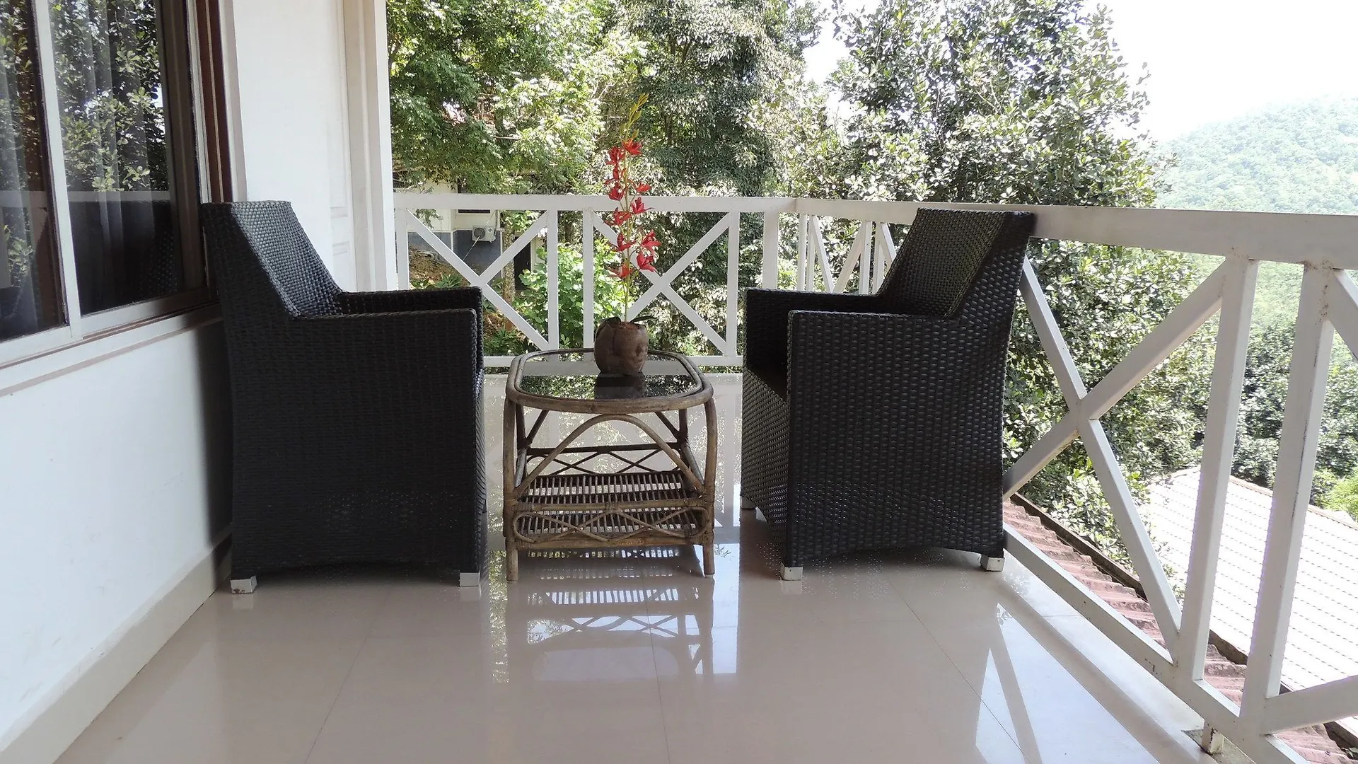 Hotel Birds Valley Resort Munnar