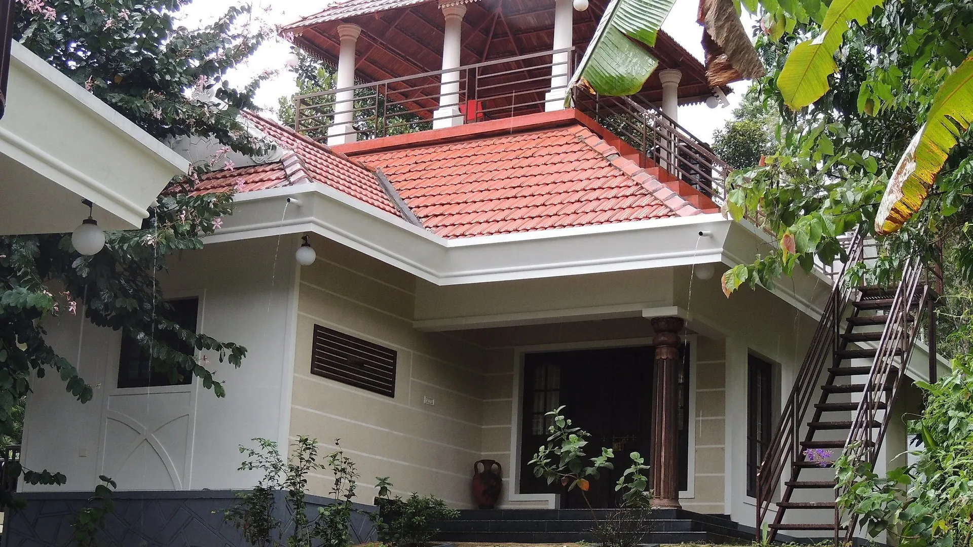 *** Hotel Birds Valley Resort Munnar India
